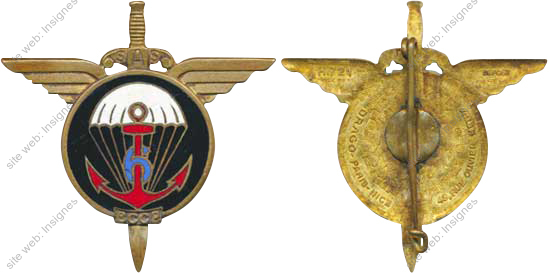 6° Bataillon Colonial Commandos Parachutiste, déposé en haut